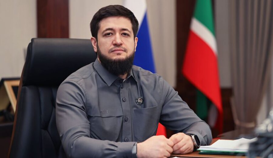 Адам Алханов: Министерству здравоохранения ЧР исполнилось 25 лет